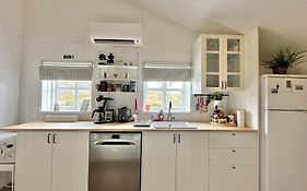 Krumsholar Apartments Farm Stay